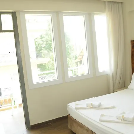 Kemer Pansiyon Hotel 3*